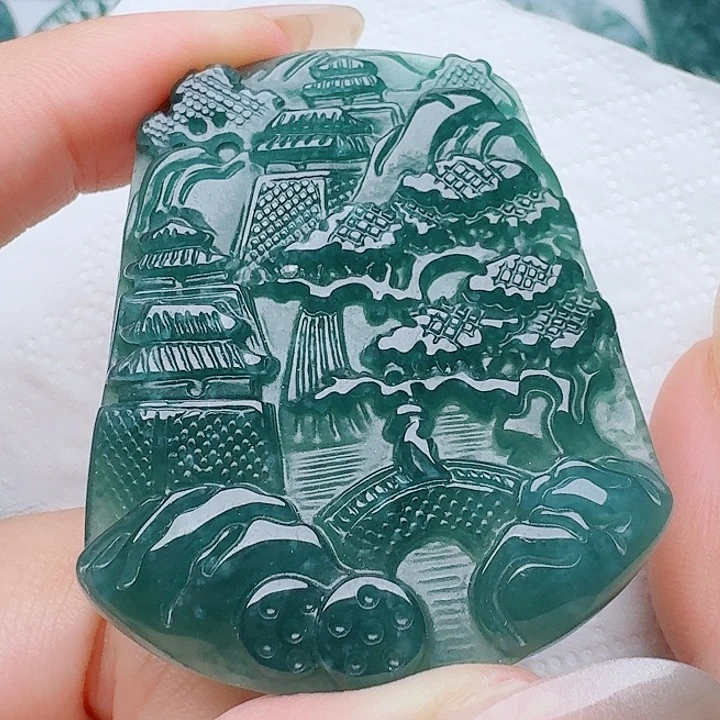 翡翠未镶嵌颈饰天然的A货翡翠多样性发其一