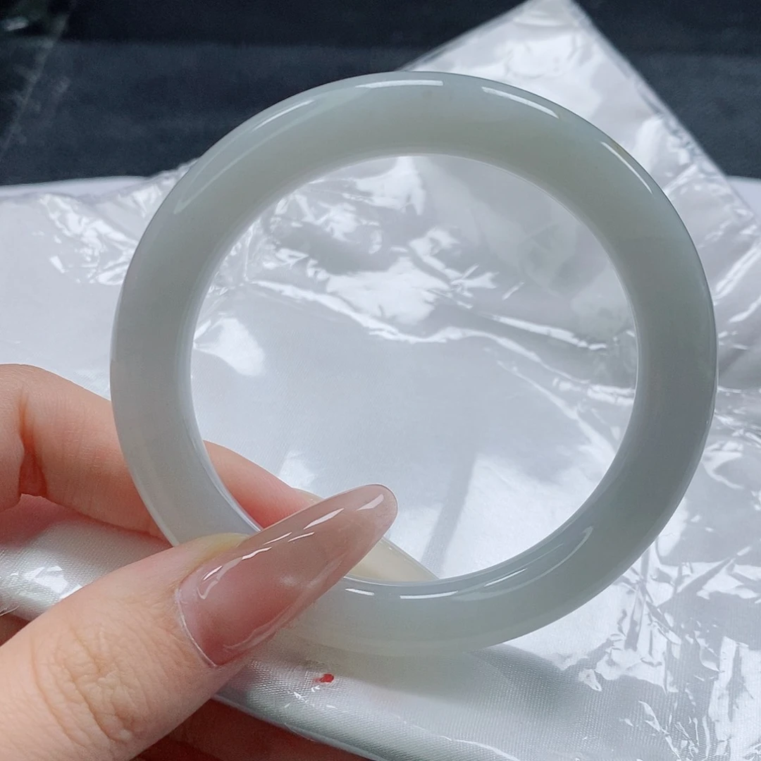 【闪购商品】未镶嵌手镯（圆镯）翡翠459号