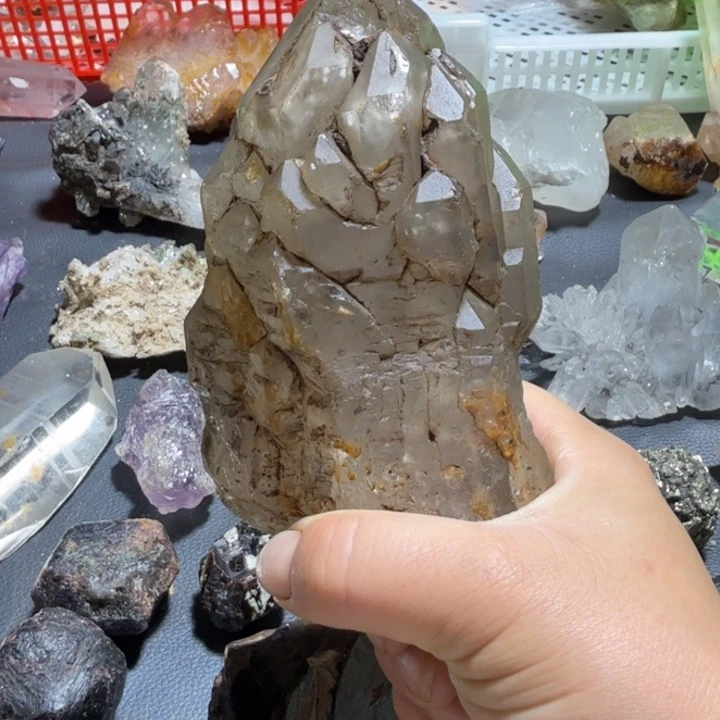 颜***心水晶珠宝半成品未镶嵌