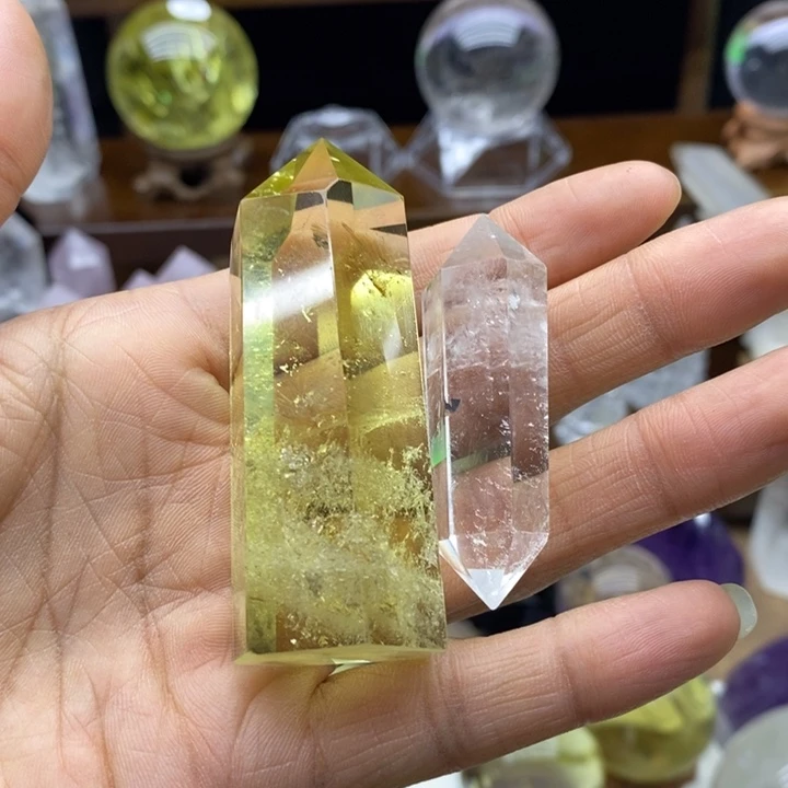 小***兔未镶嵌摆件水晶天然黄水晶柱