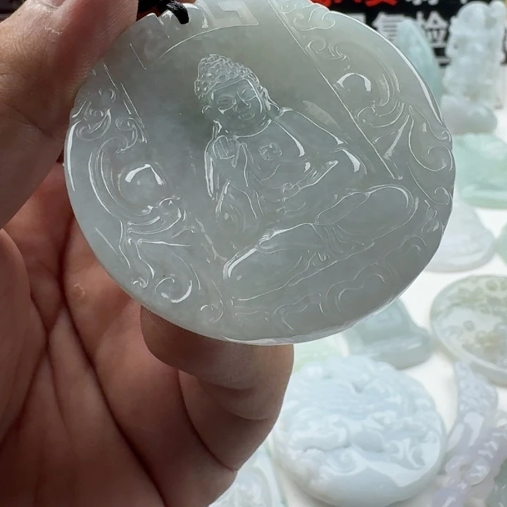 翡翠未镶嵌颈饰天然缅甸A货翡翠