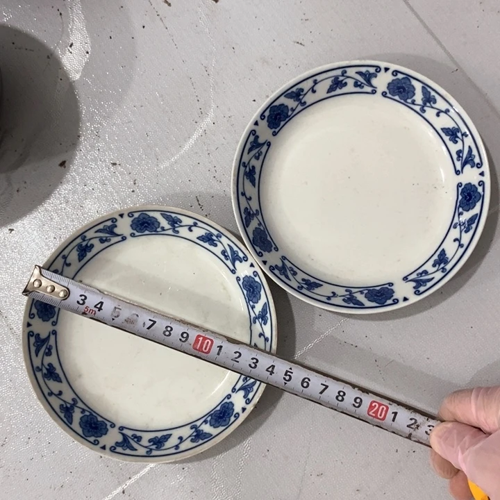 瓷片四厂翡翠瓷碟子一对
