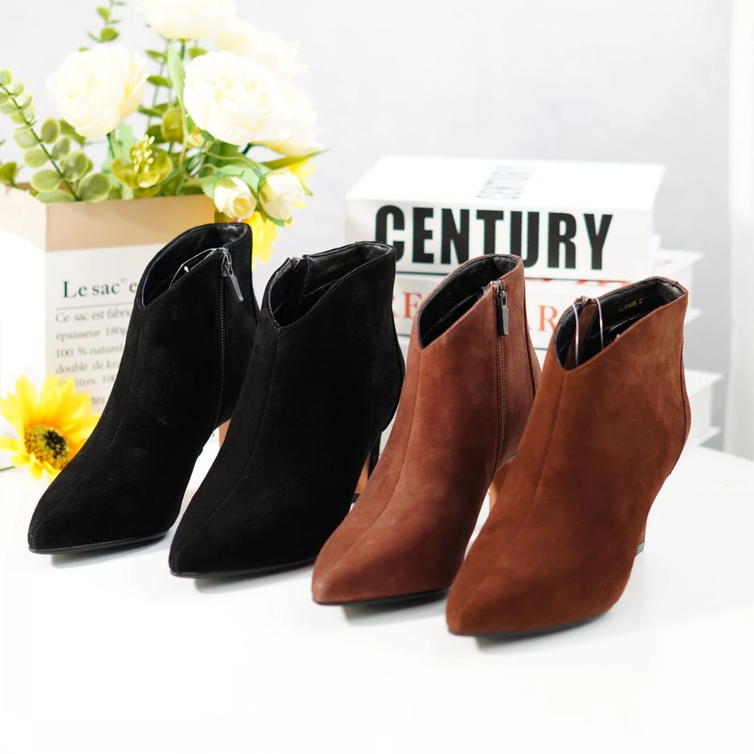 一路童行 3061526 女士羊皮尖头高跟保暖棉靴-绒面品牌撤柜