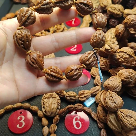 ****·文玩核桃吊坠波波水滴