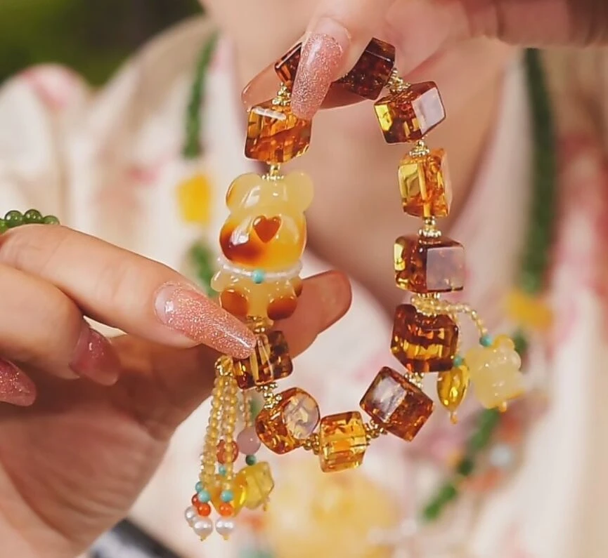 【宇涵珠宝】蜜蜡小熊DIY方糖手链-多样性发