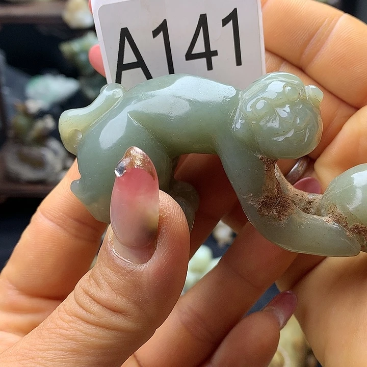 和田玉未镶嵌车挂