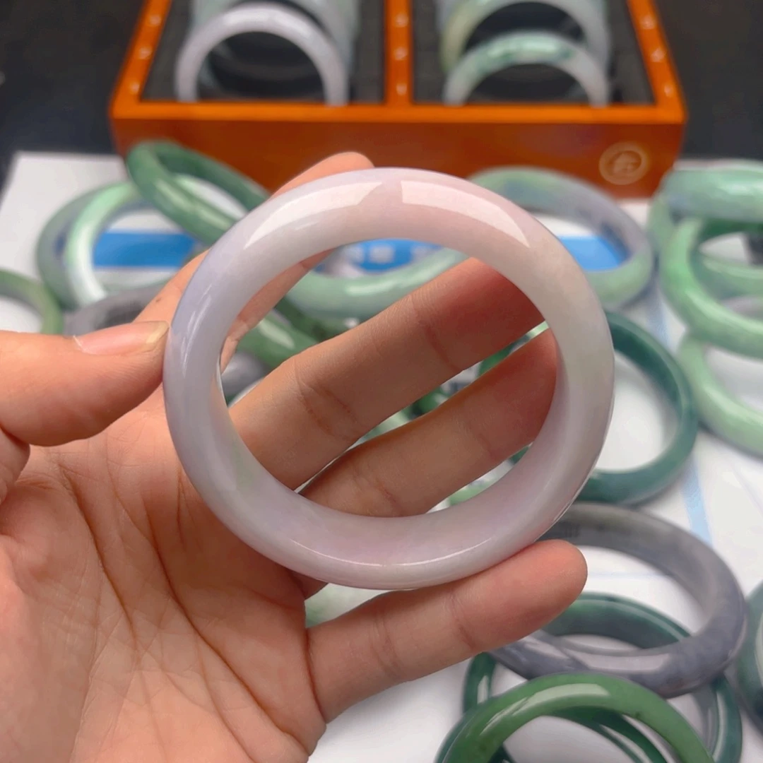 翡翠未镶嵌手镯5657x3. 18