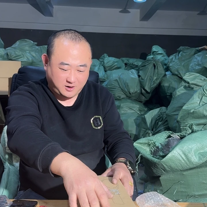 Lucky嗷嗷炸炸炸038