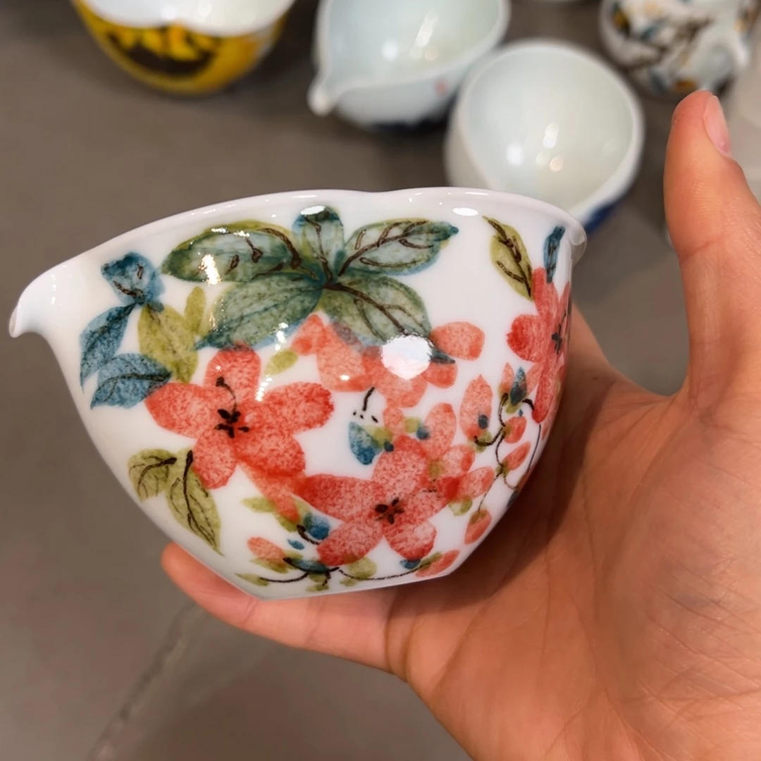 年****瓷片隐隐约约隐隐约约隐隐约约隐隐约约有