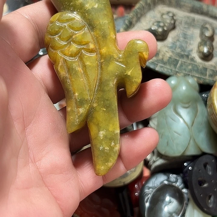 月****瓷片我们是有共同话题有分歧也