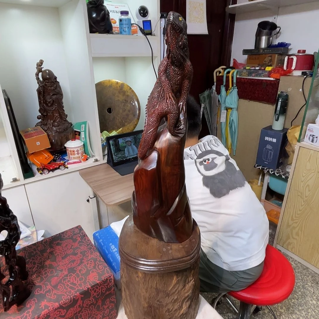 交趾黄檀（大红酸枝）