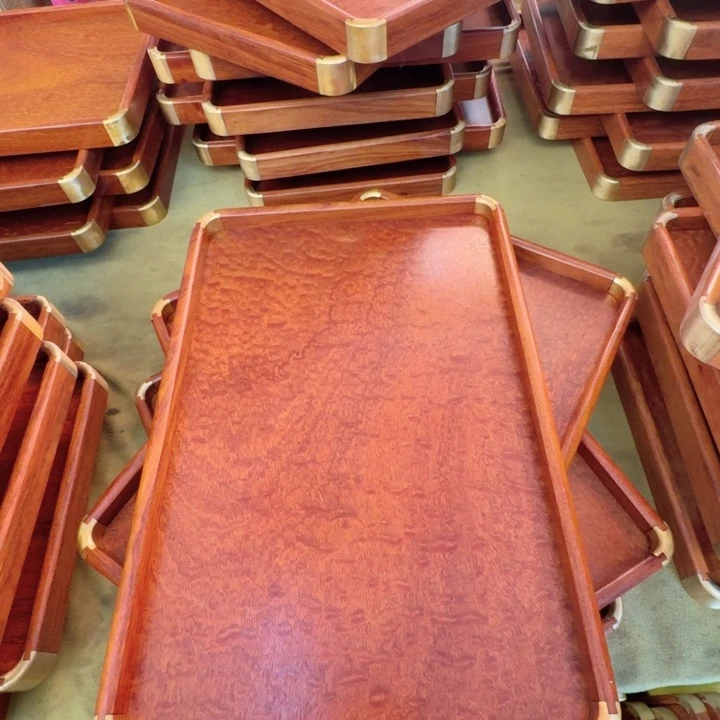 非洲紫檀（红花梨）恩*