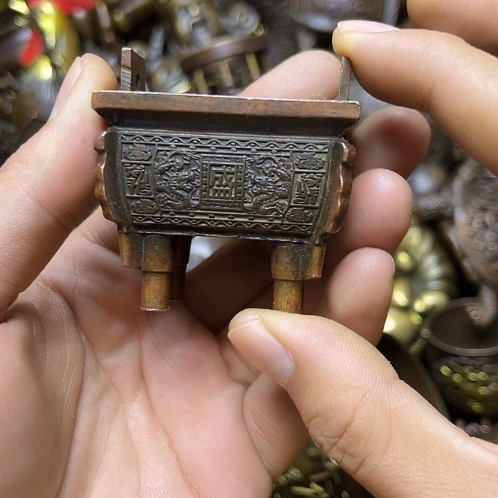 诚信经营精美铜器