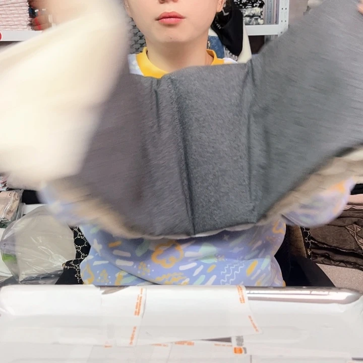 深灰色纯羊绒续片一米