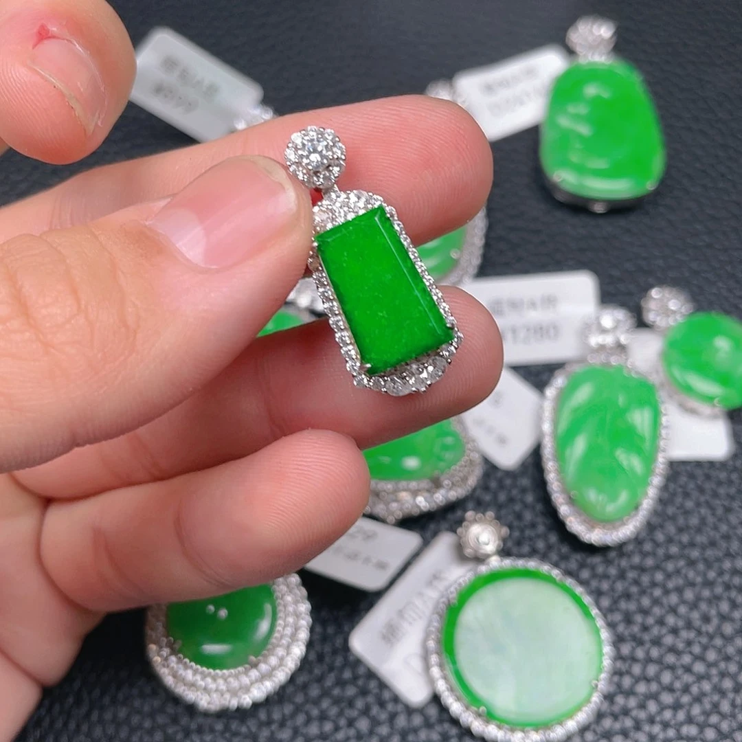 【闪购商品】翡翠吊坠(不含链)银S925镶嵌