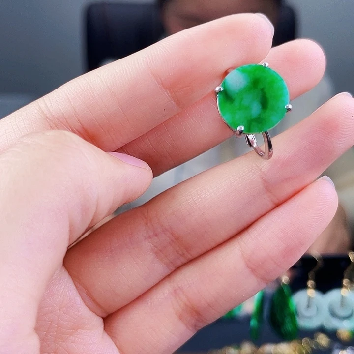 翡翠戒指银S925镶嵌饰品