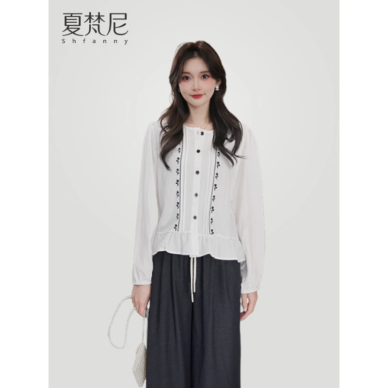 夏梵尼花甸小意2025秋季新款韩系减龄绣花压褶小衫上衣