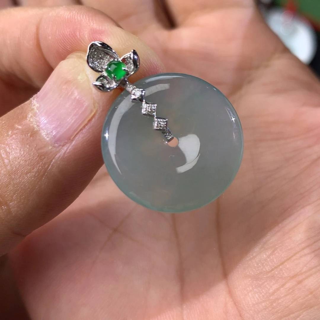 翡翠18K金镶嵌吊坠(不含链)
