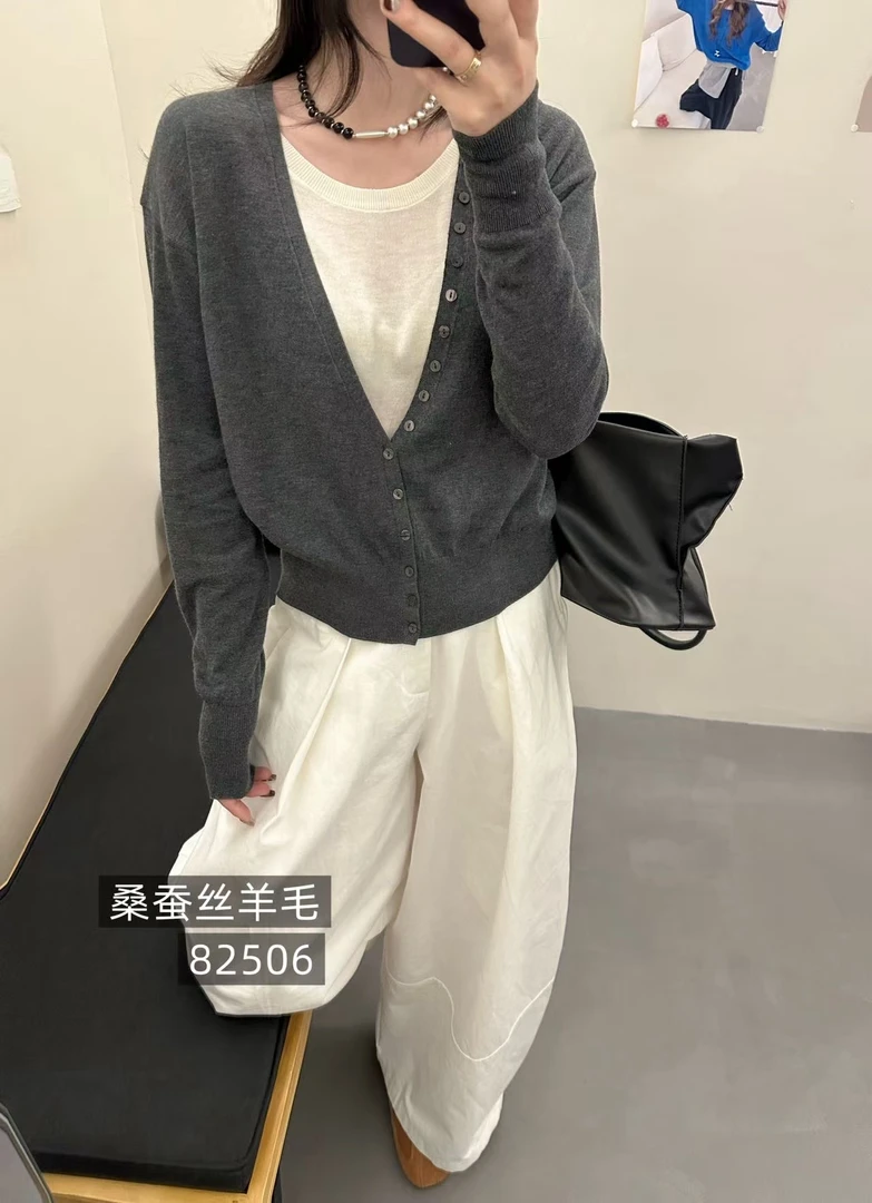 [熙兰雅家]高品质桑蚕丝羊毛亲肤柔软假两件套头针织长袖A43