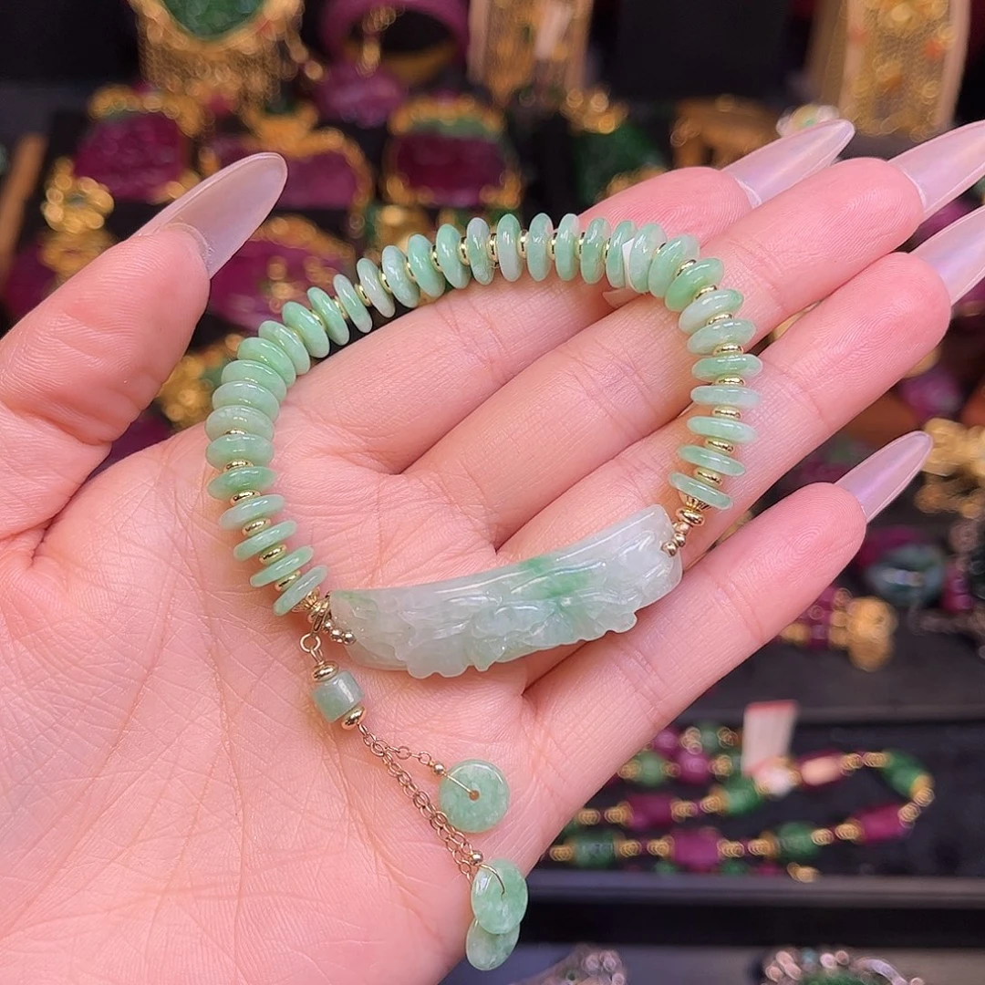 翡翠未镶嵌颈饰清仓价