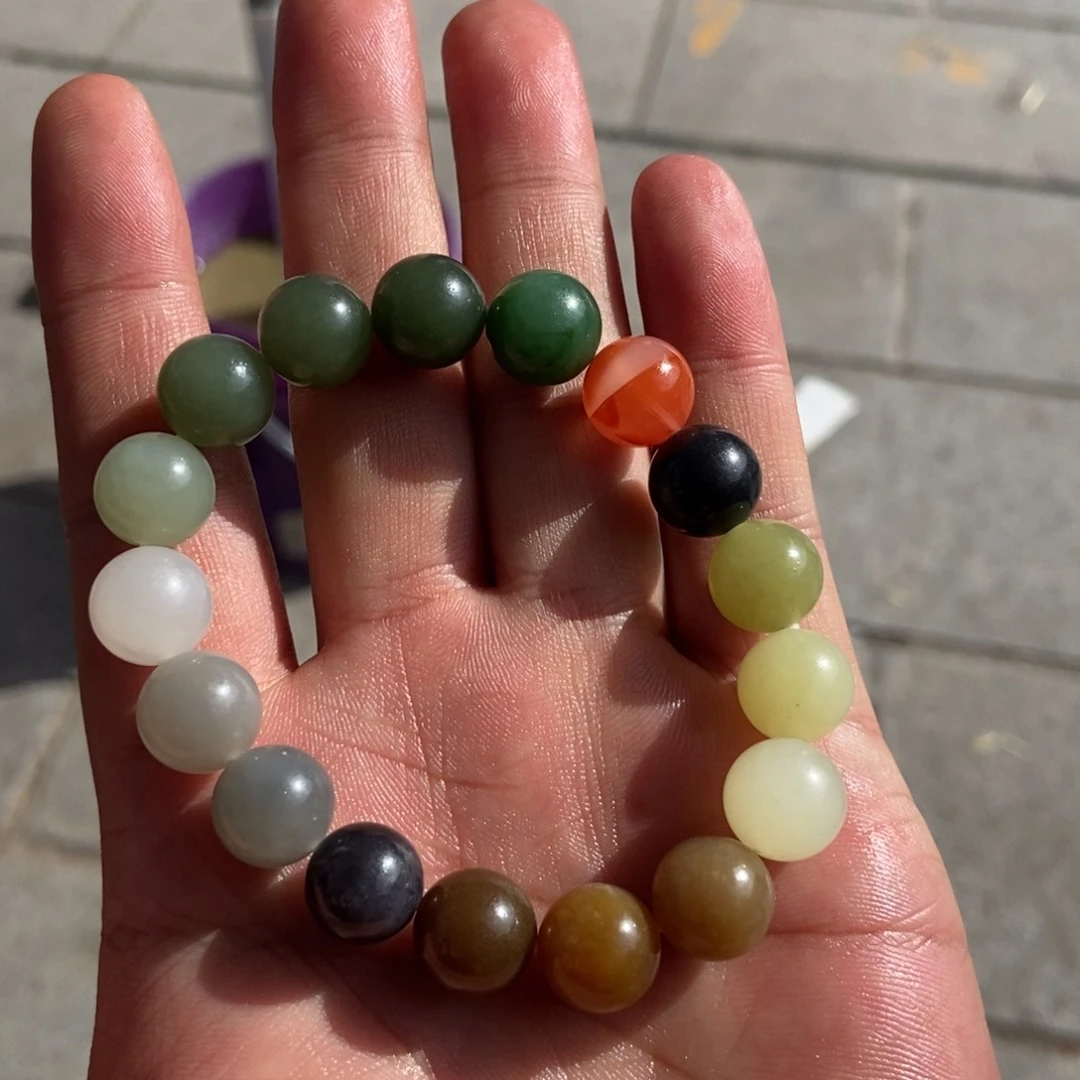 颈饰未镶嵌和田玉多样性发货，发其一