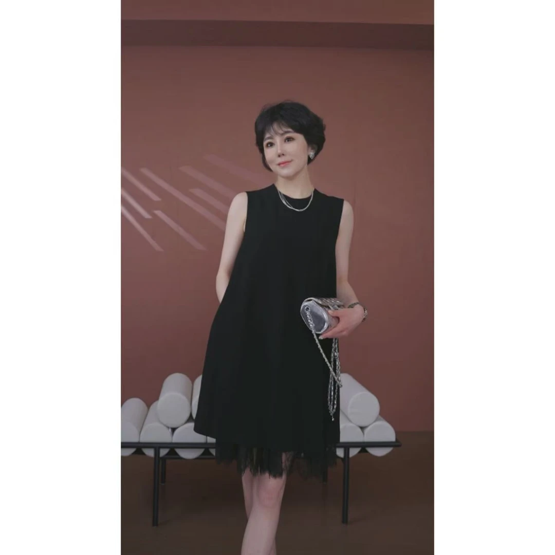 【囡囡宠粉版】显瘦无袖背心裙醋酸拼接蕾丝法式赫本风连衣裙TDG003