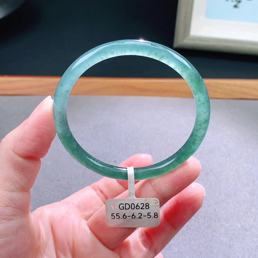 未镶嵌手镯翡翠天然翡翠手镯a货