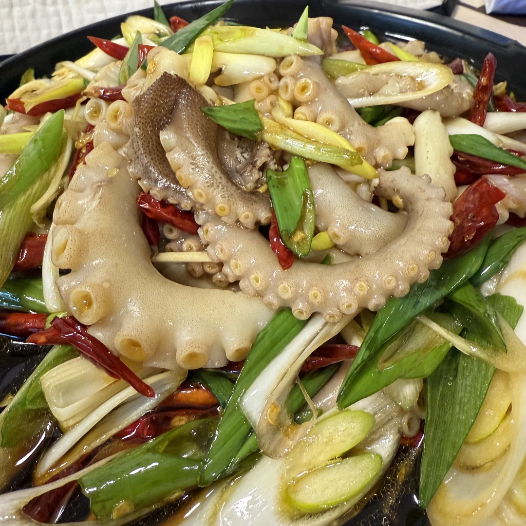 【隋隋家】鲜活八爪鱼腿冰鲜不含冰衣新鲜好吃辣炒蘸汁顺丰包邮