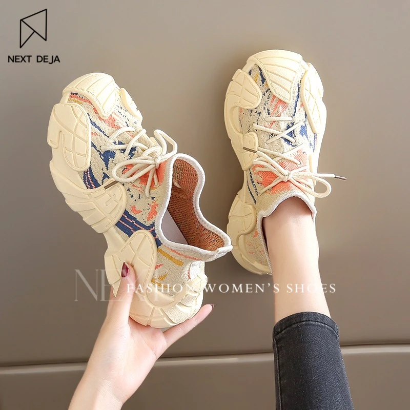 椰子新款秋冬轻便软底飞织网面透气运动健身鞋子厚底女款秋冬