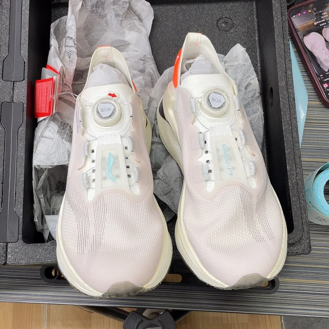 88号李宁跑鞋42.265