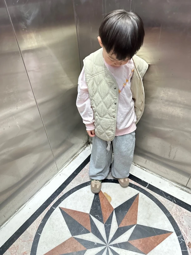 800-900默认微瑕童装