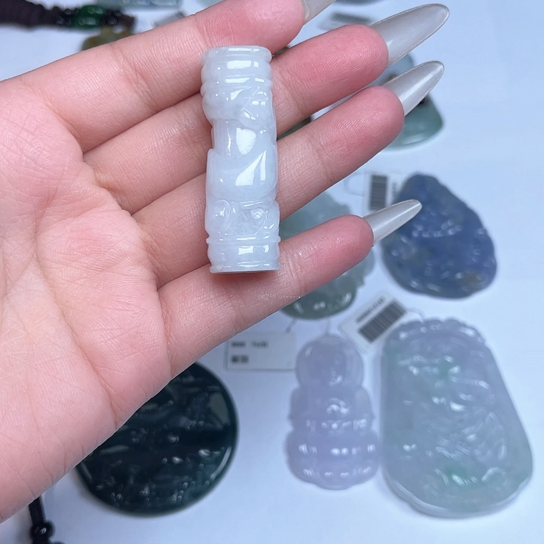 颈饰未镶嵌翡翠天然翡翠