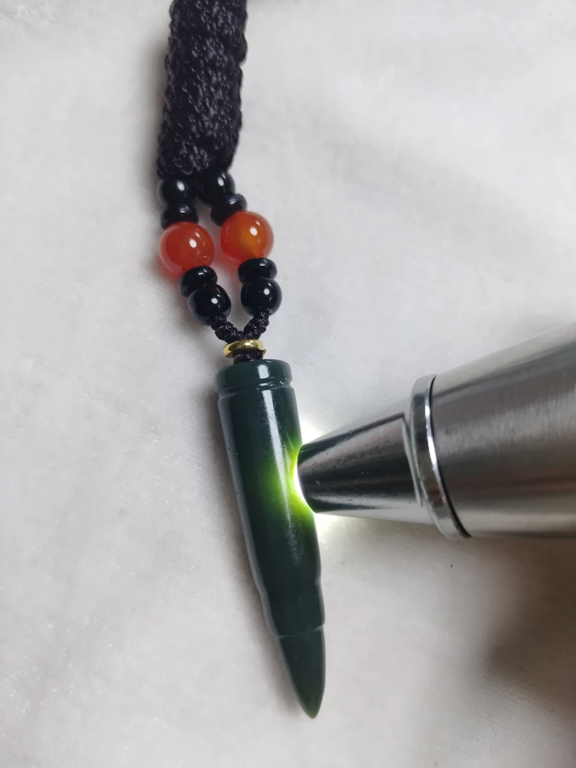 和田玉子弹头吊坠高50左右