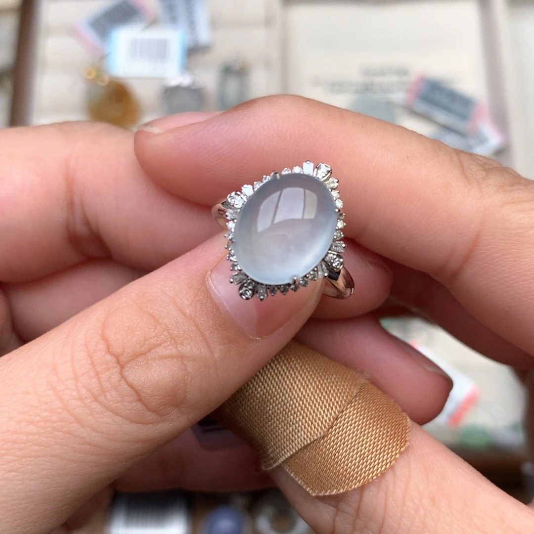 【闪购商品】18K金镶嵌挂件翡翠一