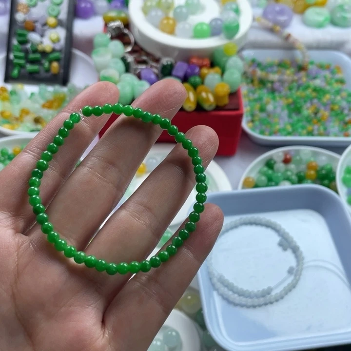 雅***A非金属卡4绿色珠珠50颗