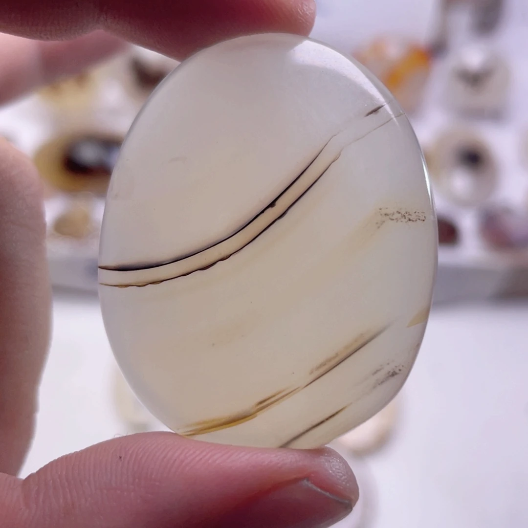 玛瑙/玉髓颈饰合金