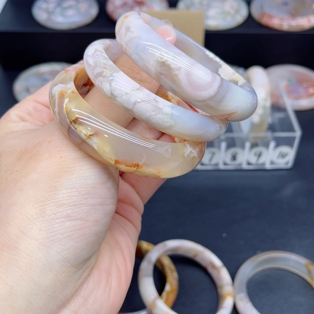 樚****玛瑙/玉髓未镶嵌手镯