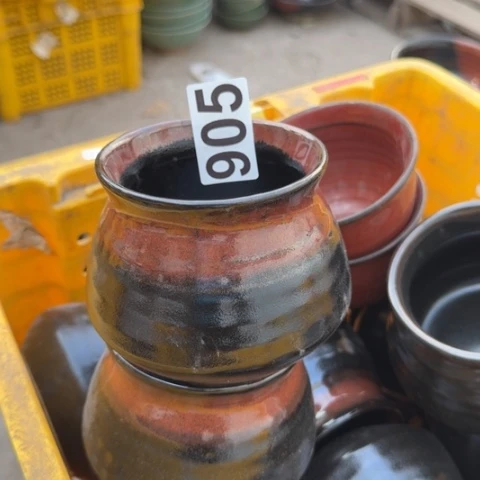 泥塑罐子两只发货陶瓷