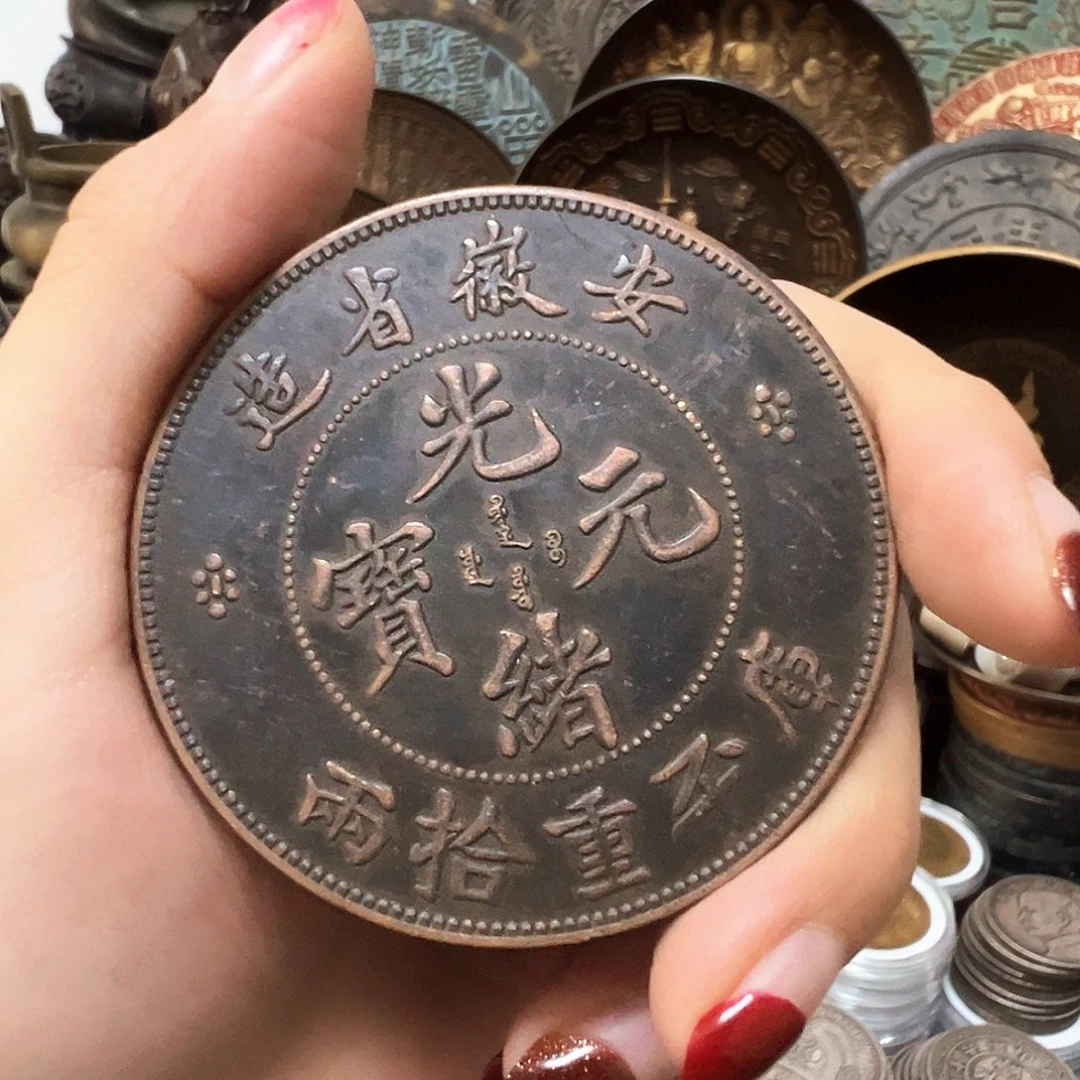 金属复古风格摆件