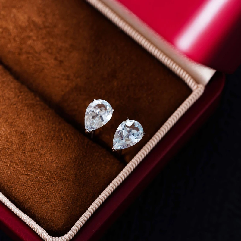 【老爸评测】铂金2.2克拉海蓝宝耳钉CA20097