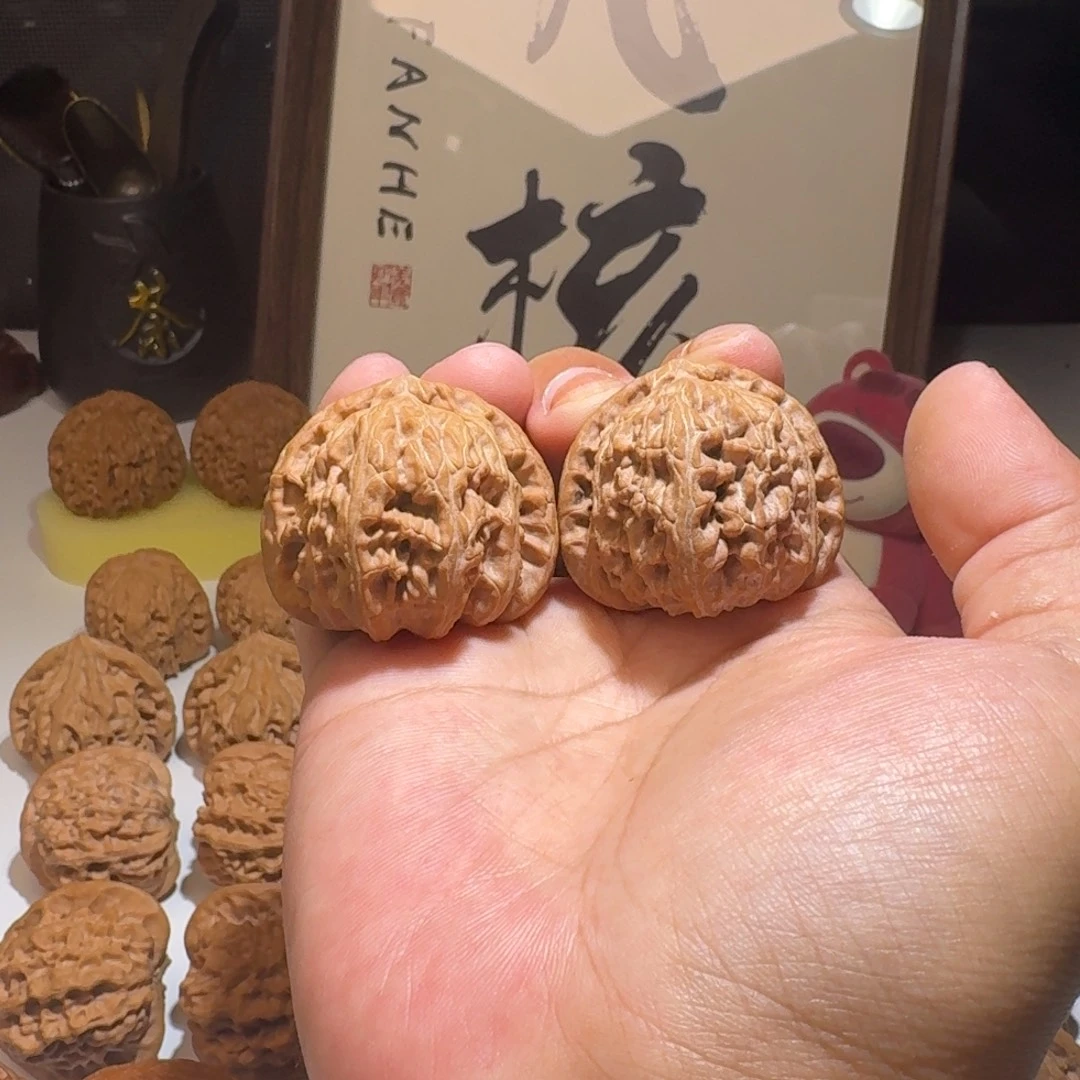 吊坠文玩核桃40尺寸全品白狮子