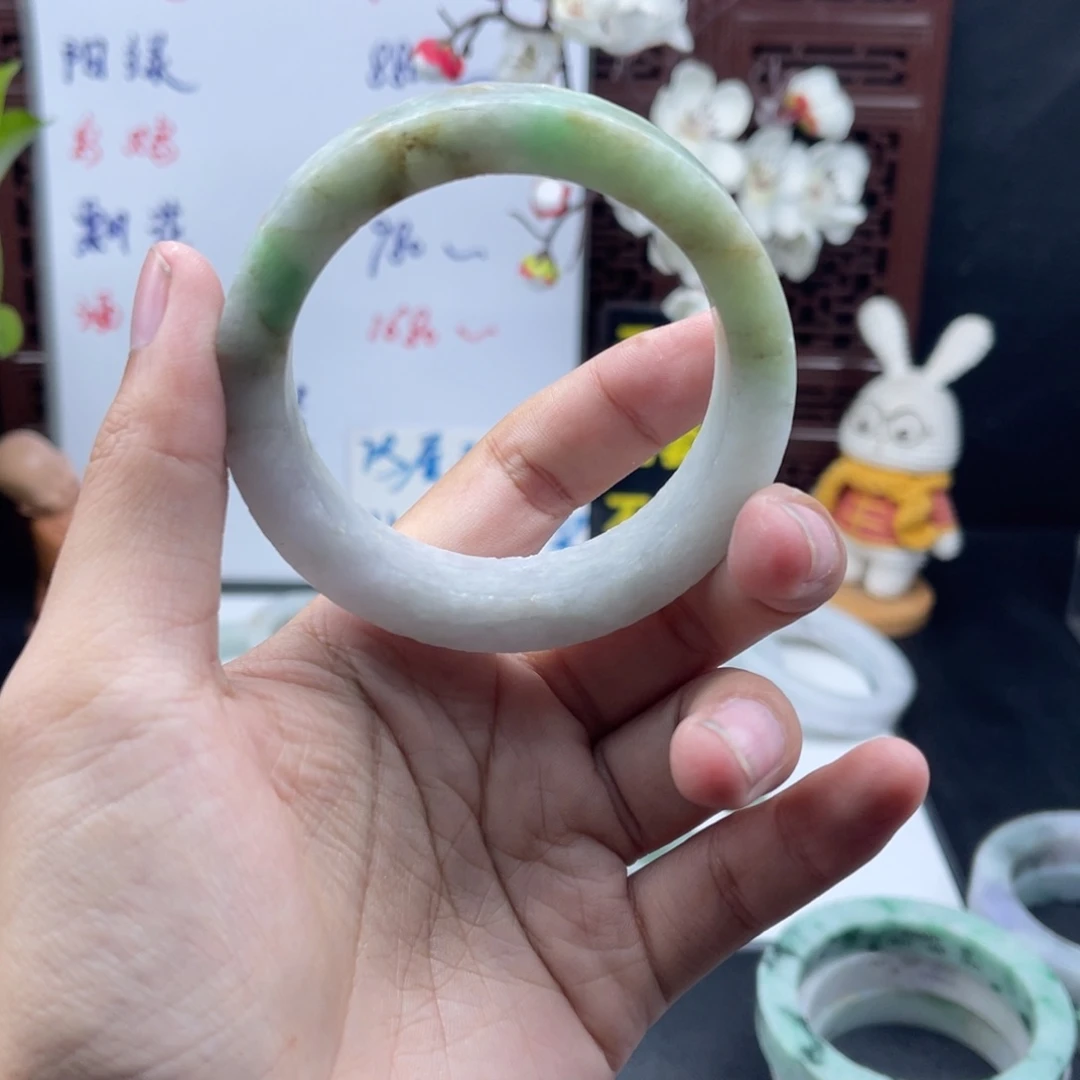 定制翡翠未镶嵌正圈
