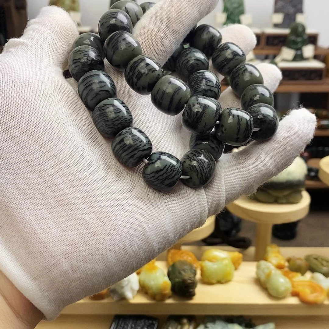 未镶嵌岫岩河磨玉（透闪石质玉）珠宝奇石多样性随机发一