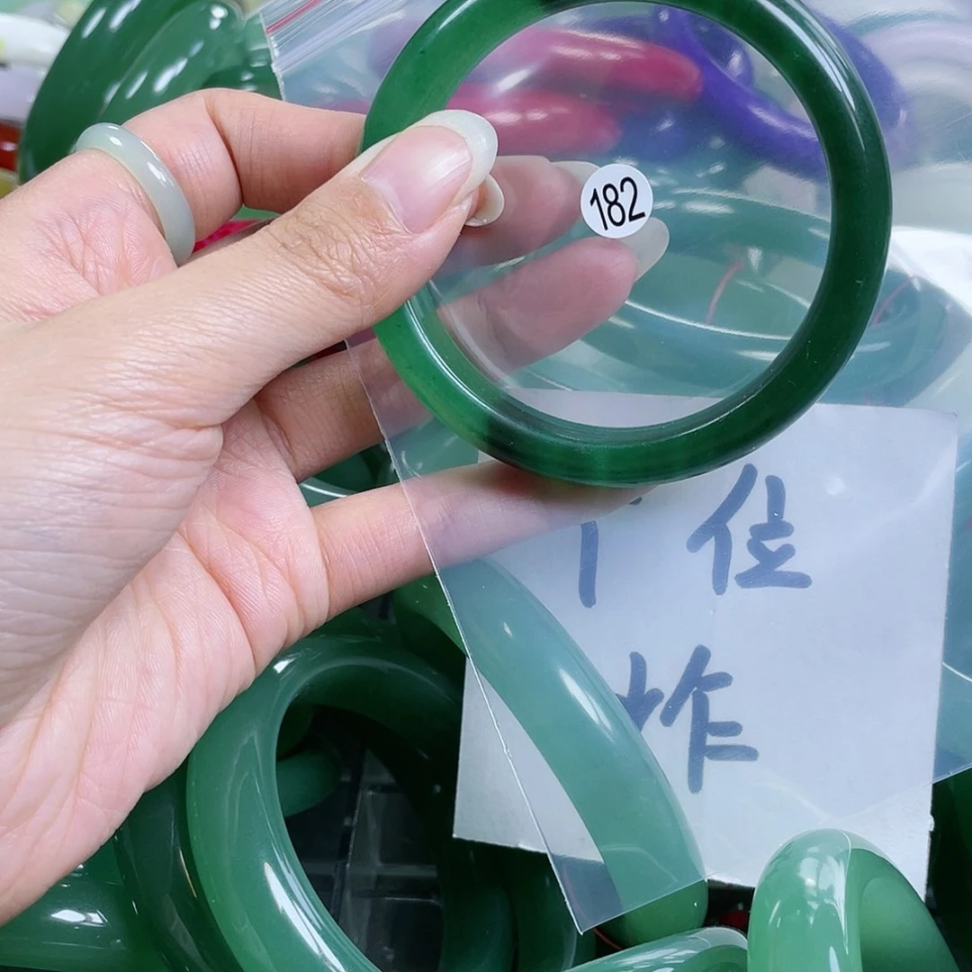 石英质玉手链未镶嵌58
