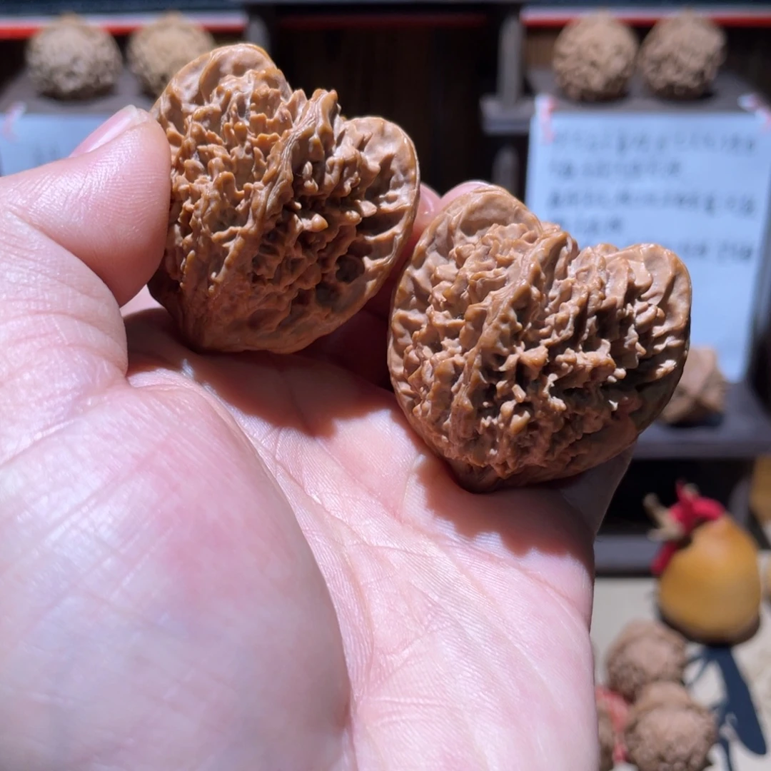 吊坠文玩核桃42尺凹底满天星
