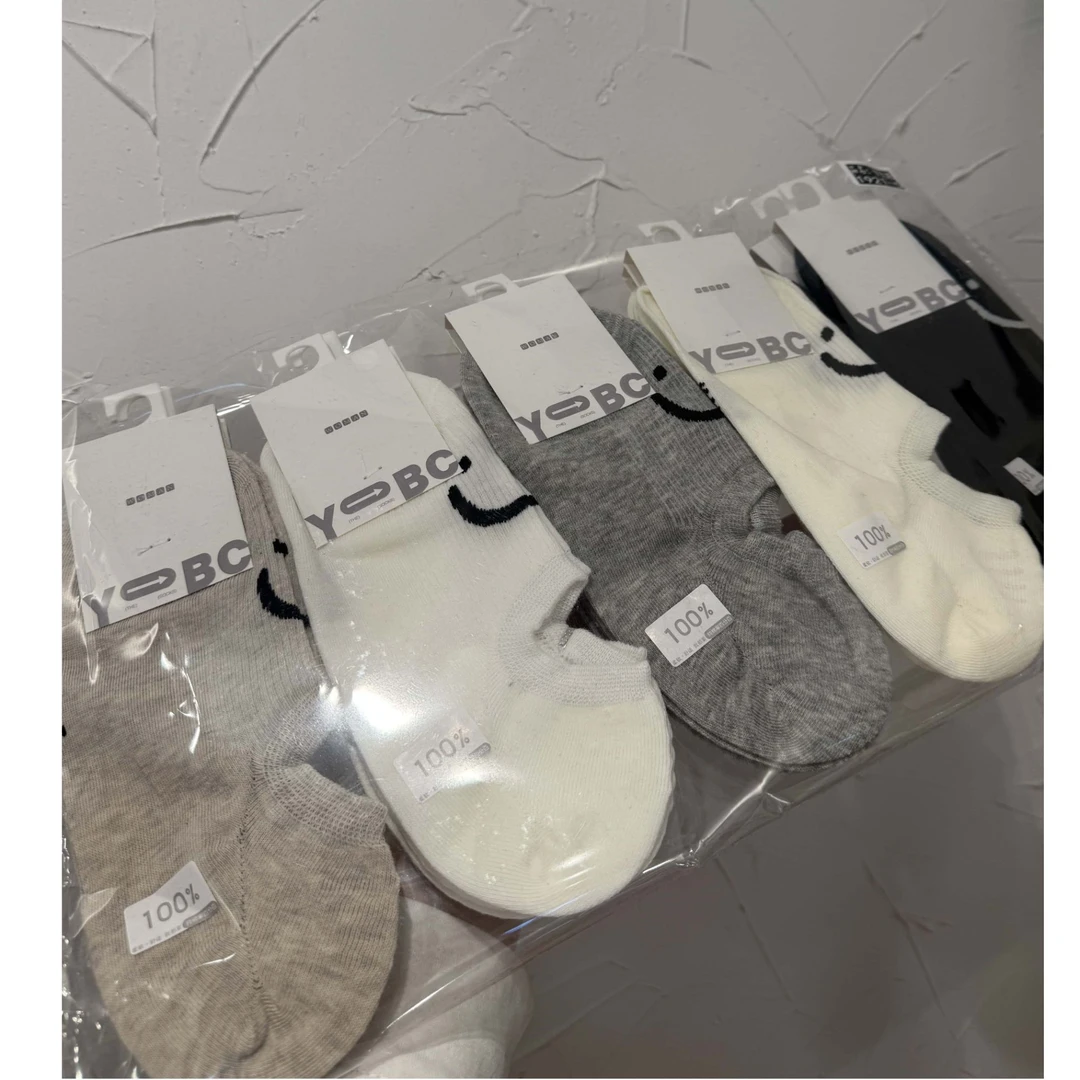 时尚百搭舒适透气短袜