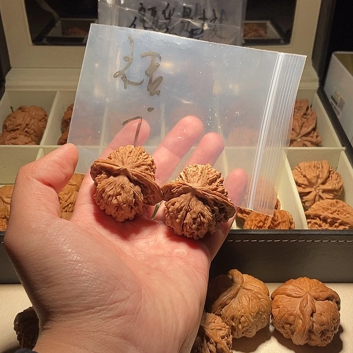 文玩核桃吊坠文玩核桃