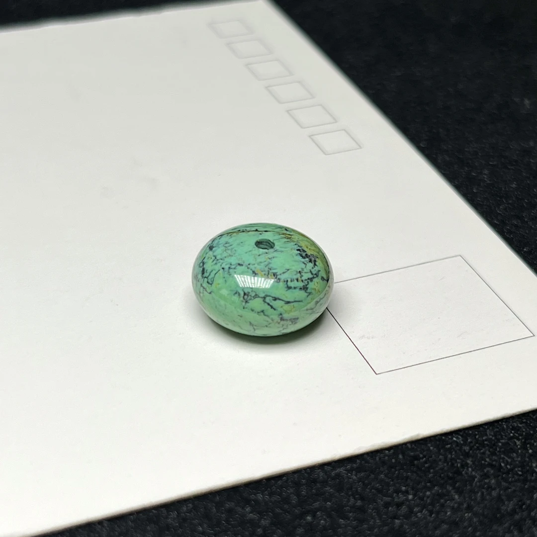 原矿高瓷无优化绿松石算盘珠 直径14厚6mm重2.5克果绿色鼓珠扣子
