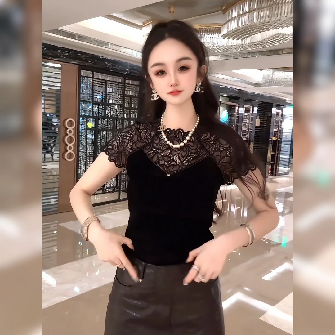 高级气质百搭拼接蕾丝领短袖秋装女款2025炸街多巴胺服装丝绒女装