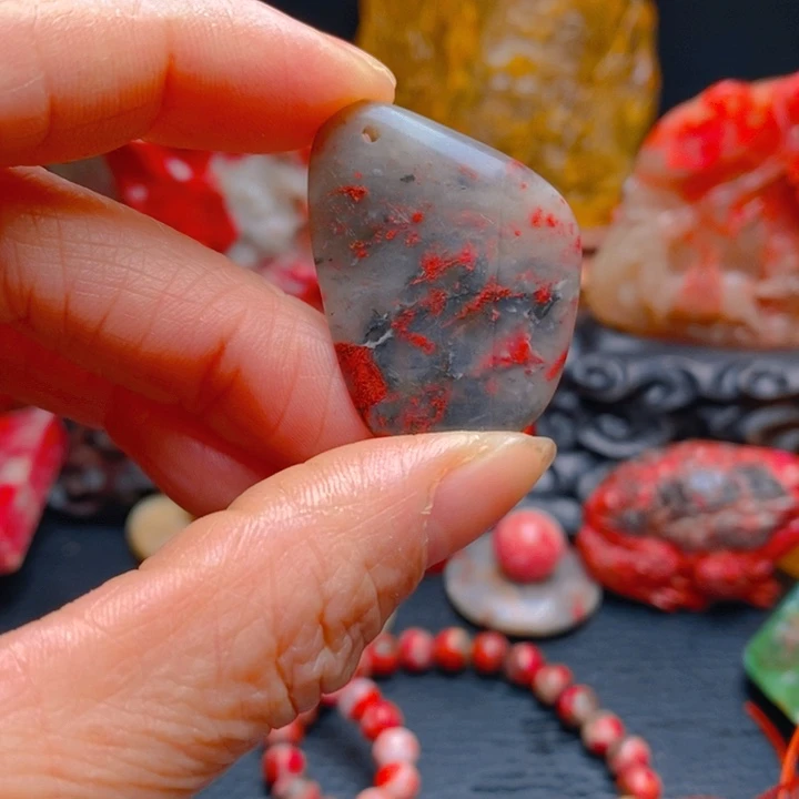 鸡血石鸡血石挂件